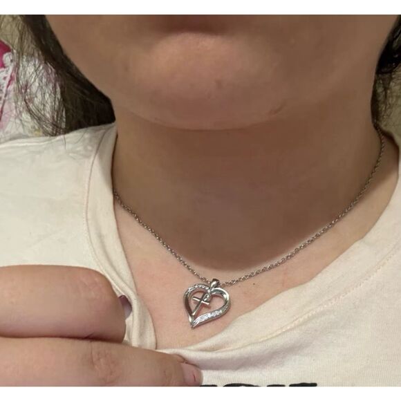 Sentimental Silver Cz Diamond Pave Sparkling Heart Cross Necklace - Picture 5 of 16